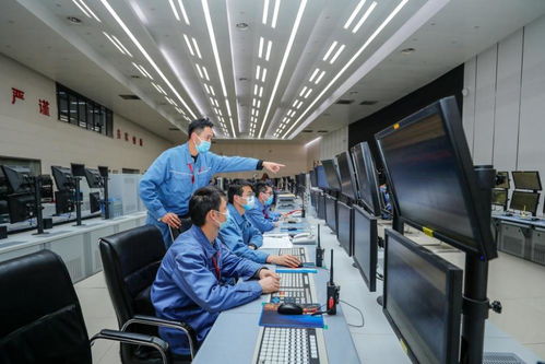 新華全媒+ | 智能巡檢、智慧施工、智控工廠——記者實地探訪5G+工業互聯網應用成效